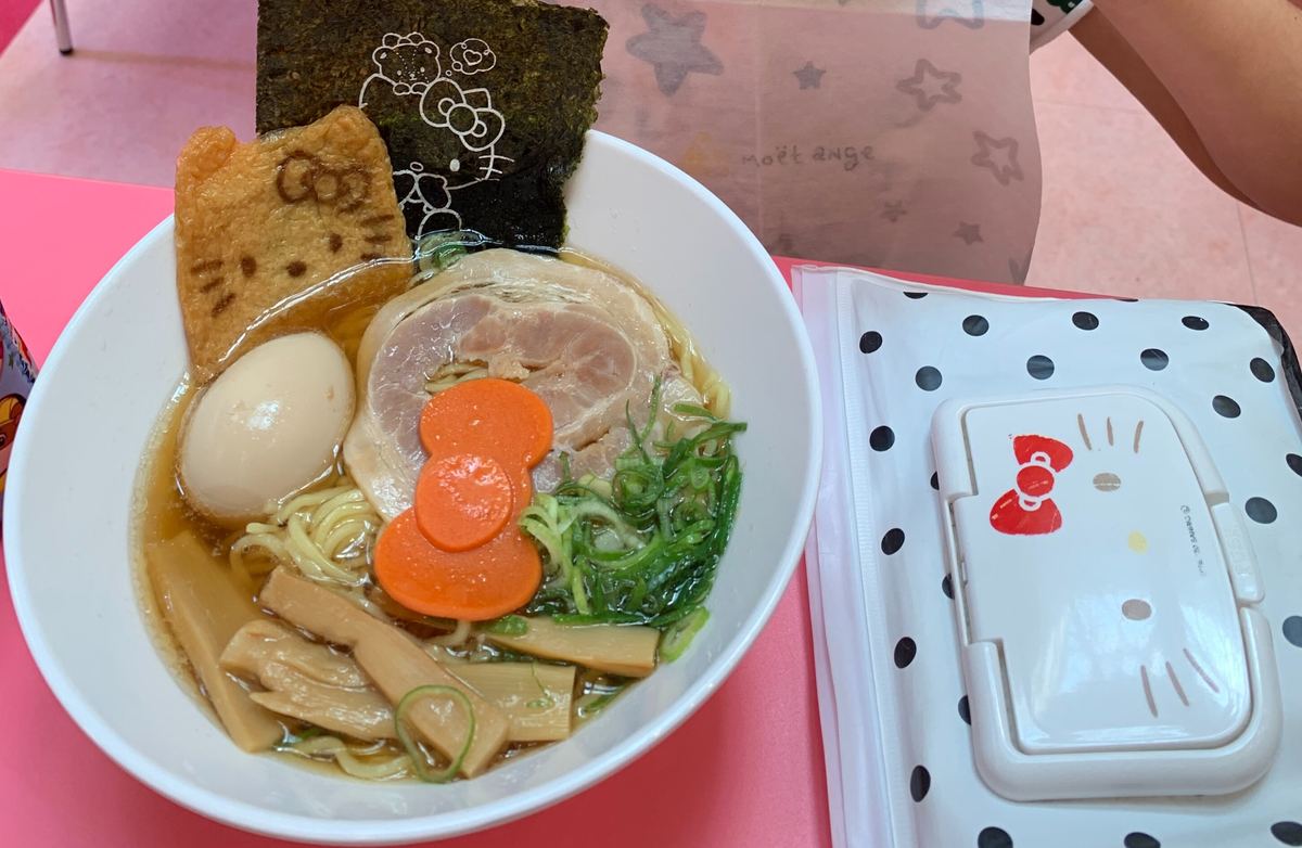 Hello Kitty-themed ramen with character-shaped seaweed at the food court